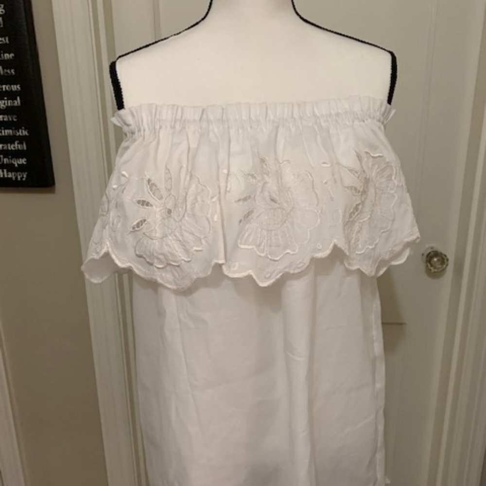 White lace off the shoulder blouse